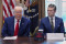 Pete Hegseth me Donald Trump