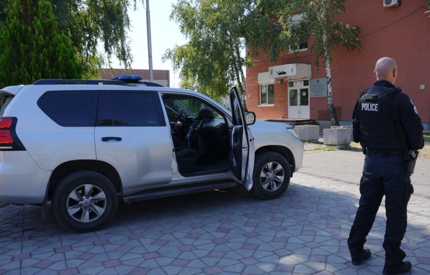 Policia e Kosovës merr nën kontroll ndërtesën që përdorej nga strukturat paralele në veri