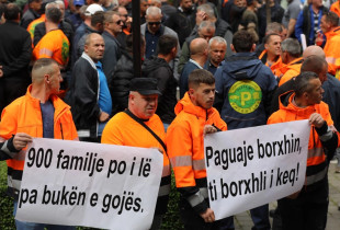 Protesta e punëtorëve të Pastrimit (Foto: Driton Paçarada)