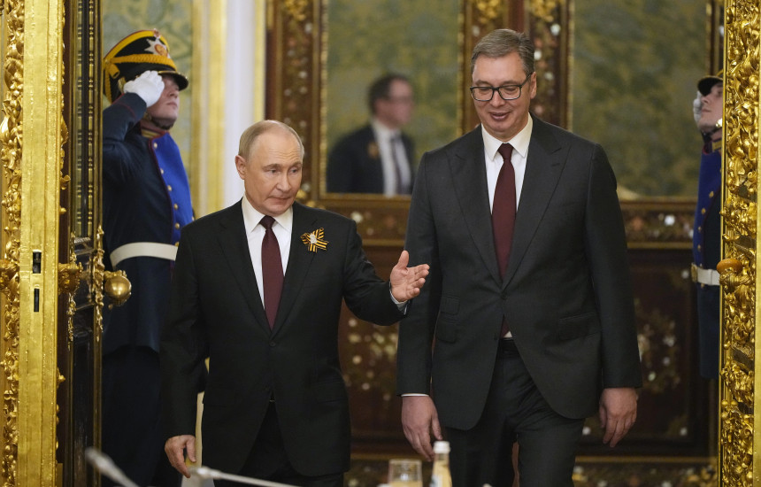 Aleksandar Vuciq - Putin