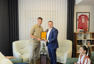 Kryetari i Bujanocit me kërkesë për Gjimshitin: Mposhteni Serbinë