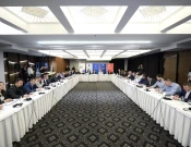 https://www.koha.net/lajmet-e-mbremjes-ktv/te-enjten-protestojne-bizneset-per-dy-ore-do-te-bllokohen-tri-hyrjet-kryesore-te-prishtines