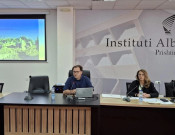 E enjtja ka qenë e rezervuar për Sesionin e Etnologjisë dhe në dy seanca rreth 15 studiues kanë sjellë këndvështrimet e tyre të ndryshme por që i janë përgjigjur temës së përbashkët “Kultura shqiptare dhe etnologjia urbane”