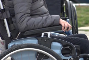 6 milionë euro për pajisjet që nuk mbërritën tek të paralizuarit