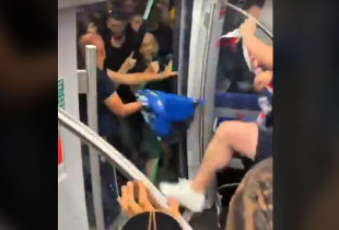 Tifozët e PSG-së sulmohen në metro