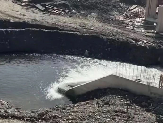 Mujka: Nuk është dora e njeriut shkaktare për vërshimin në vendpunishten tek ura mbi Ibër