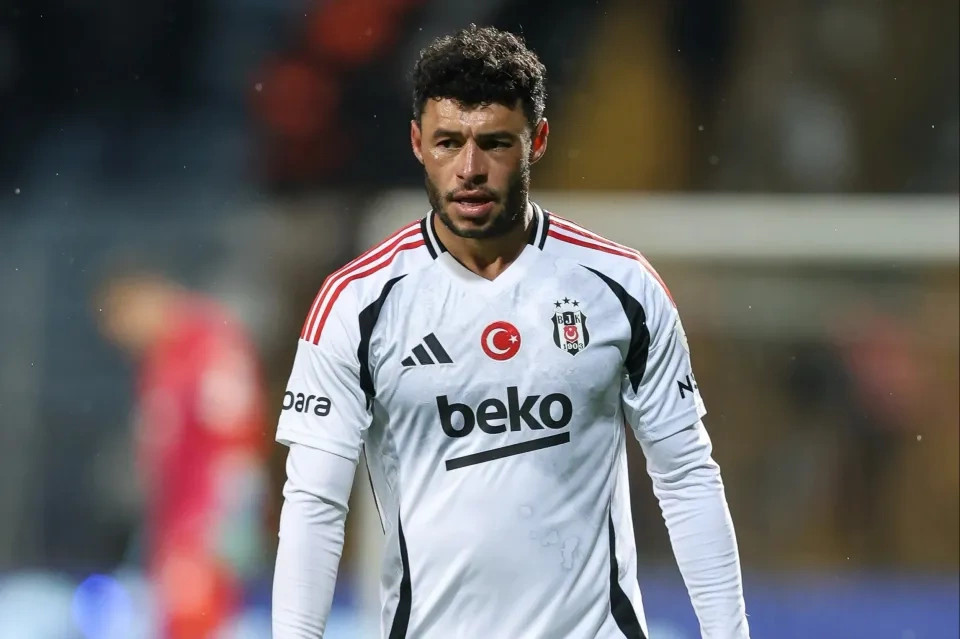 Oxlade-Chamberlain kthehet tek Arsenali