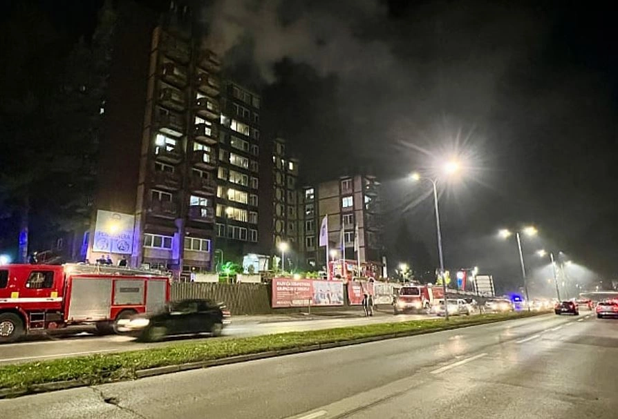 Të paktën nëntë të vdekur pas zjarrit në shtëpinë e pleqve në Tuzla