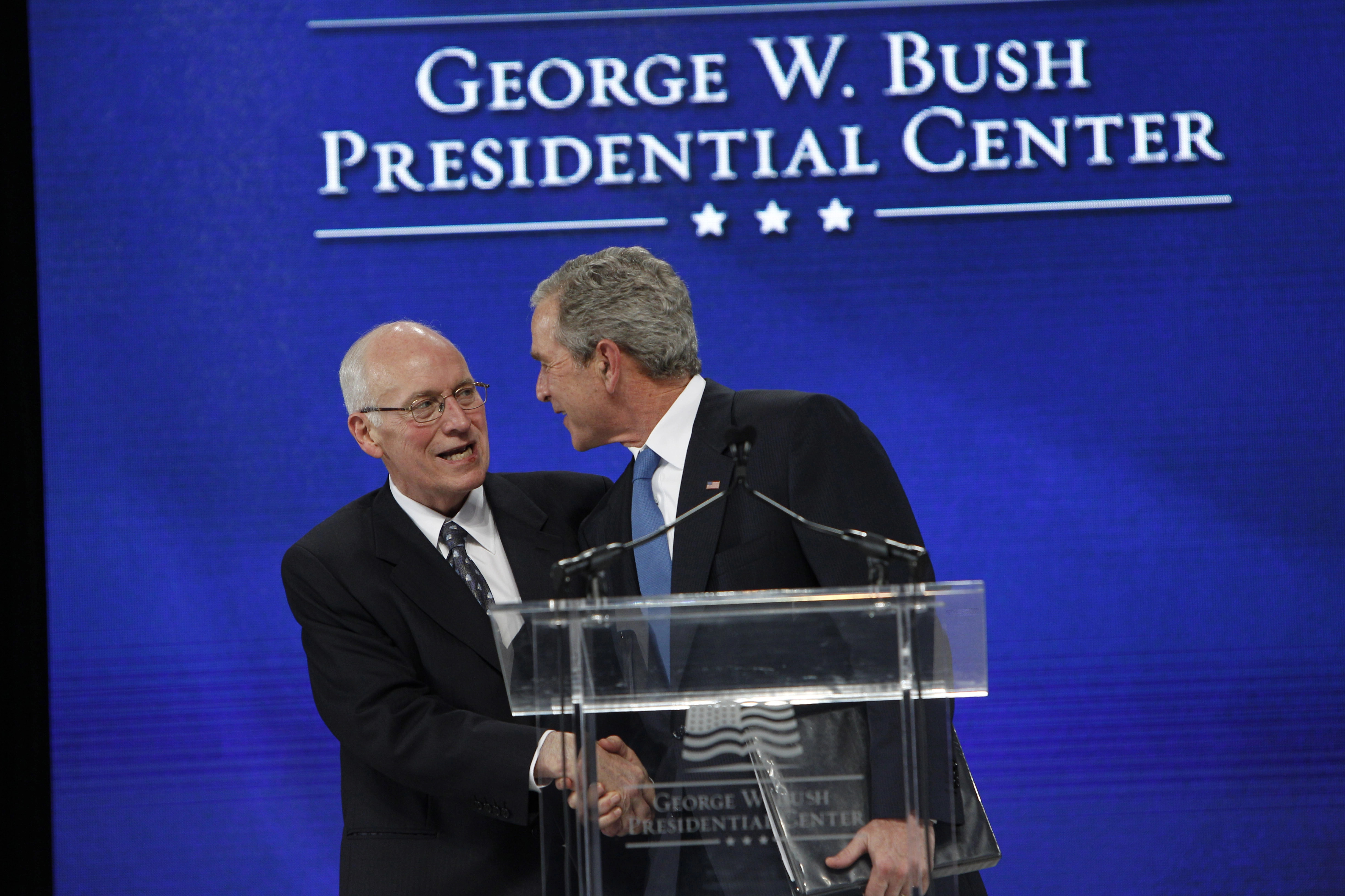 Vdiq ish-zëvendëspresidenti amerikan Dick Cheney