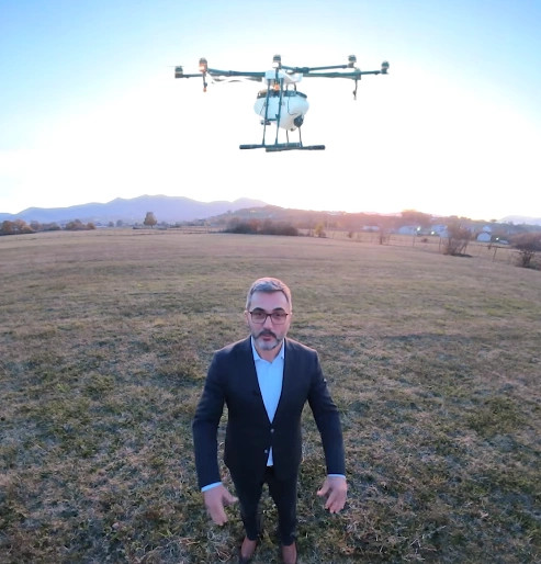 Gola premton ta bëjë Gjakovën me fabrikë që prodhon dronë ushtarakë