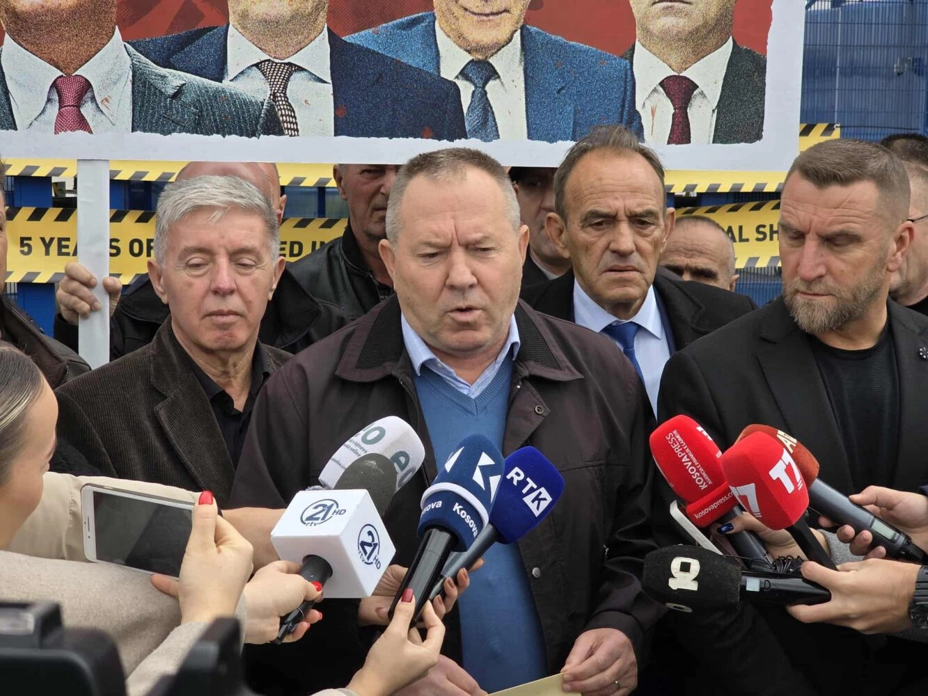 Veterani OVK protestirali pred EULEX-om zaradi aretacije nekdanjih voditeljev