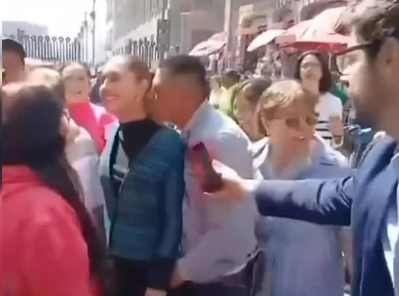 Presidentja e Meksikës do të ngrejë padi ndaj burrit që e ngacmoi në rrugë