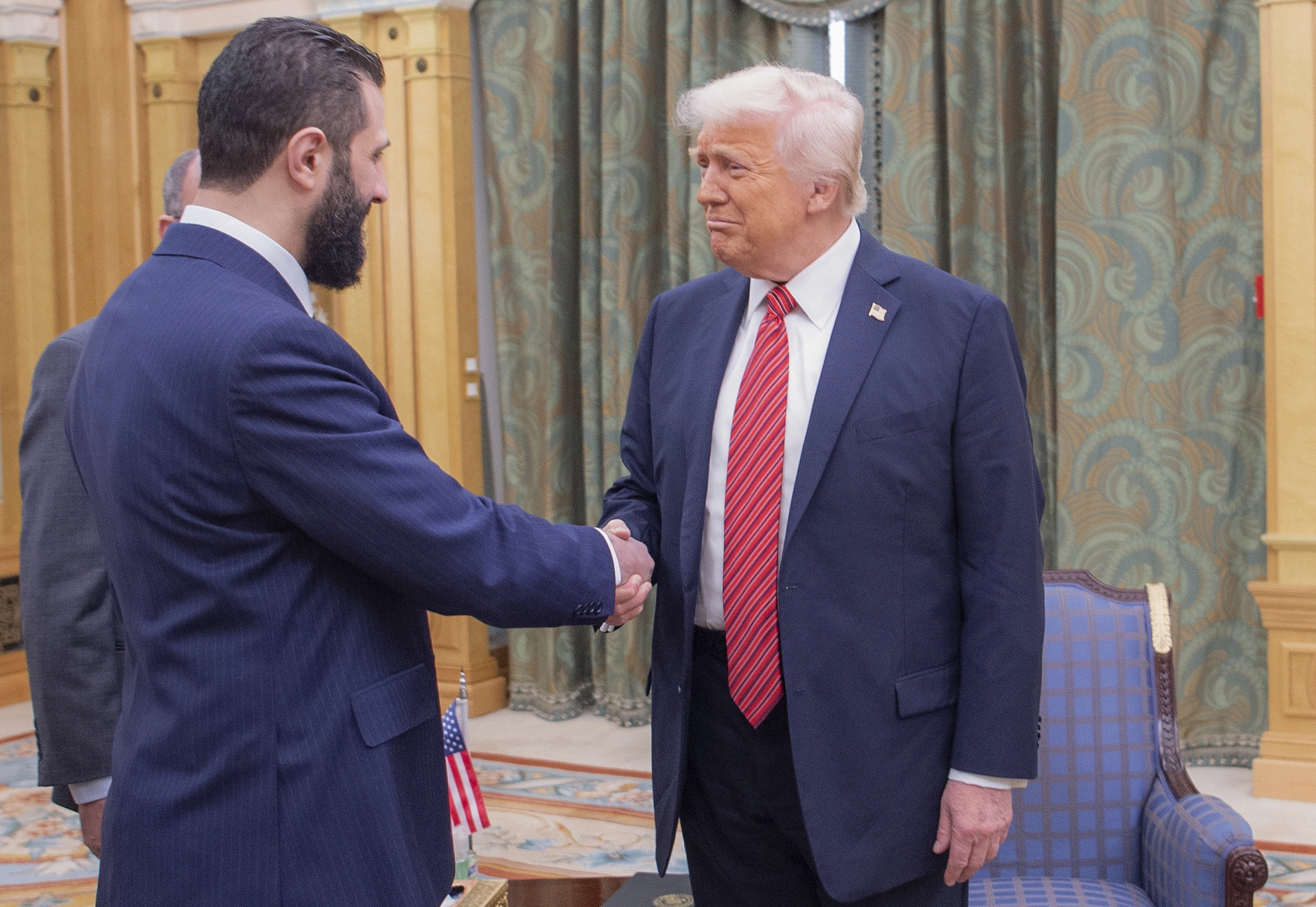 Donald Trump dhe presidenti i Sirisë, Ahmad al-Sharaa, Arabi Saudite, maj 2025