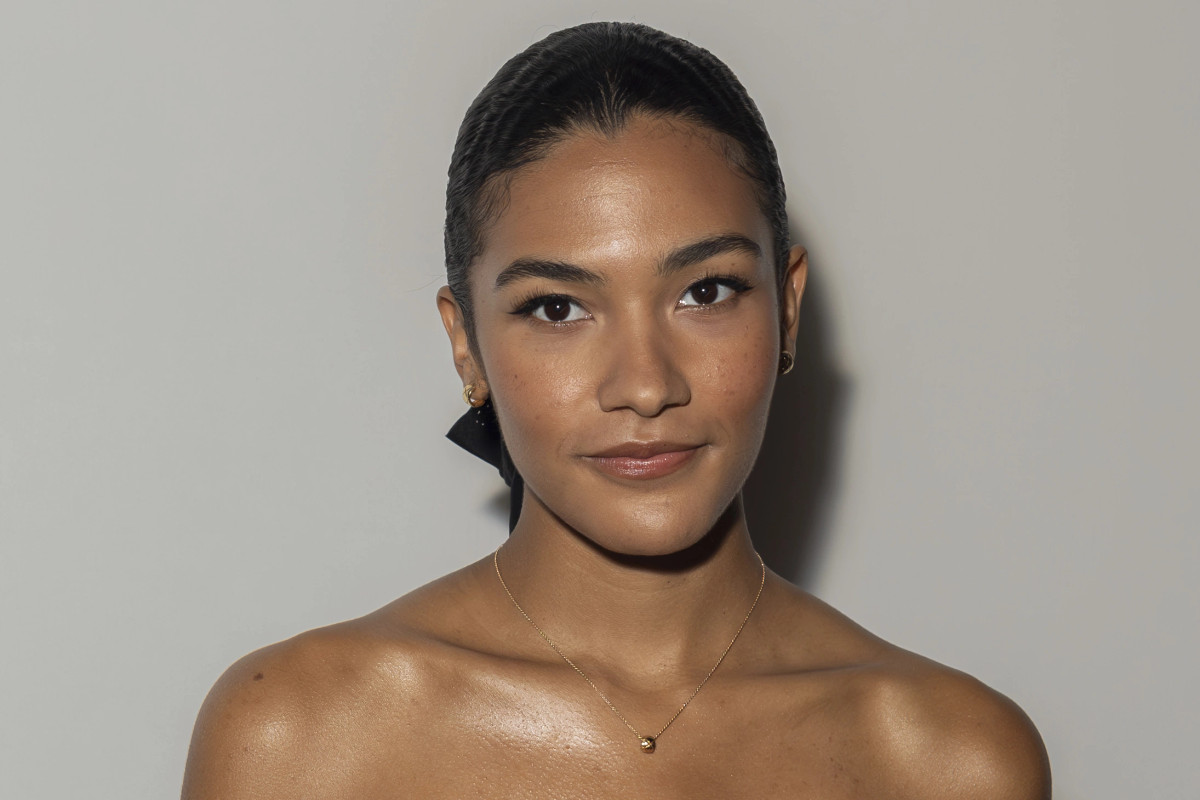 Olivia Dean  vajza që po rikthen klasin dhe elegancën në industrinë e muzikës