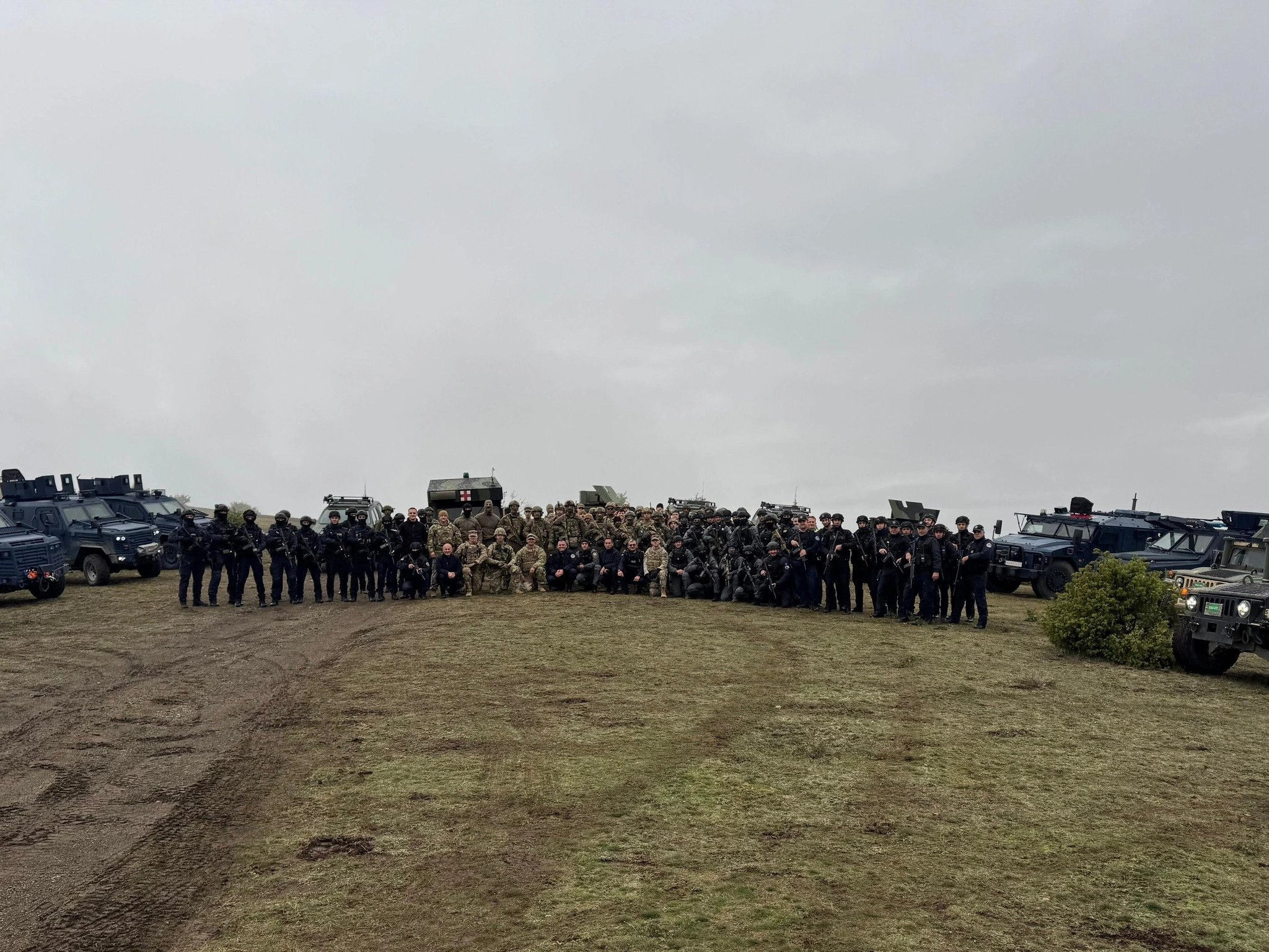 Policia e KFOR-i kryejnë ushtrime në veri