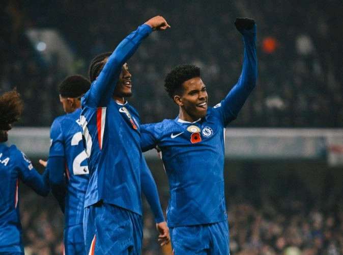 Fitore bindëse e Chelseat ndaj Wolverhamptonit  ngjitet në pozitën e dytë