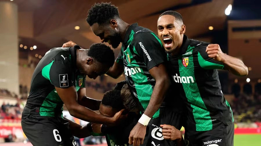 Lensi fiton derbin ndaj Monacos