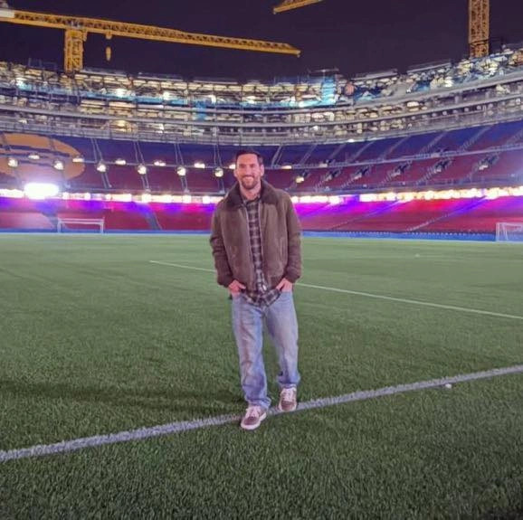 Messi kthehet në "Camp Nou"