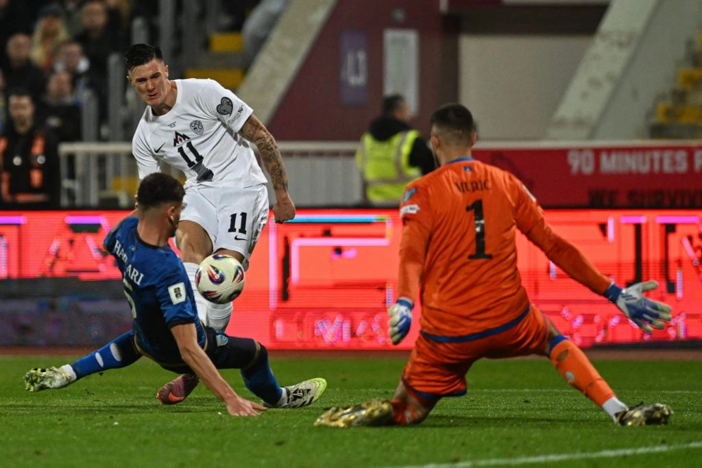 Selektori i Sllovenisë kritikon Unitedin për Sheshkon