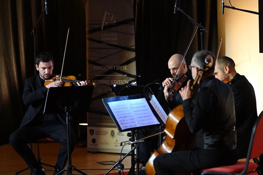  Kompozitorët e karrierës  me ritmin e mjeshtërisë së krijuesve vendas  sonte në  Express 