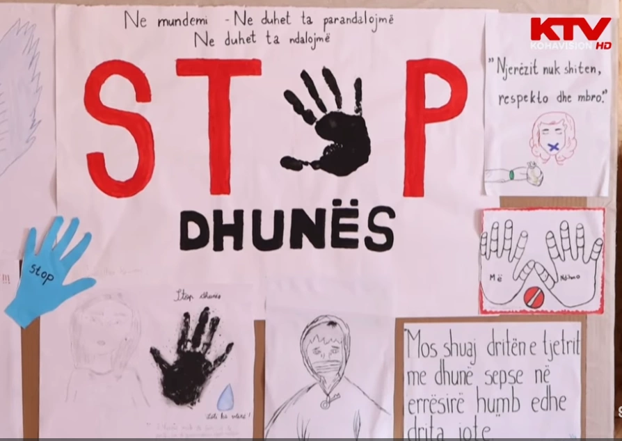 Nxënësit e Prishtinës realizojnë fushatën kundër trafikimit me njerëz