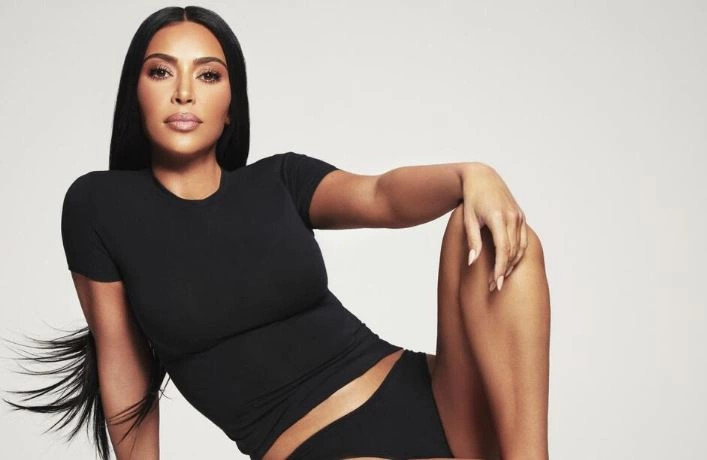  Skims  e Kim Kardashian arrin vlerën e 5 miliardë dollarëve