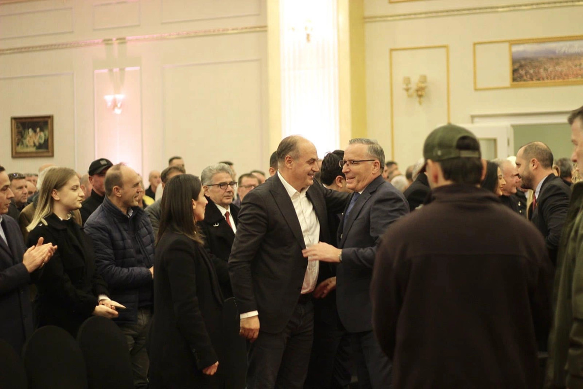 gara-per-kryetar-te-pdk-se-hoxhaj-perballe-hamzes