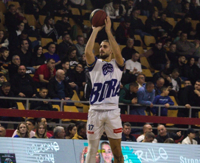 Bora e shënon fitoren e parë këtë edicion