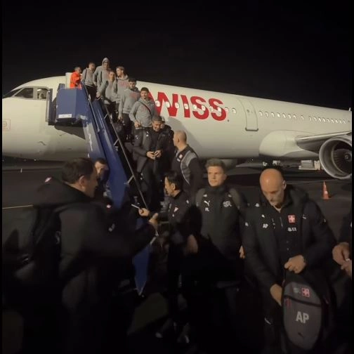 Granit Xhaka me Zvicren ne ANP