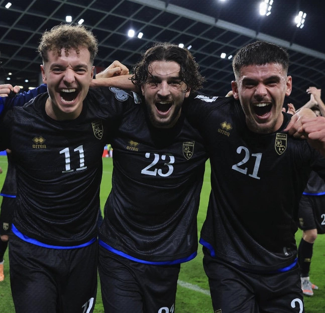 Trajneri i Hoffenheimit për KOHËN  Treshja e Kosovës ka potencial për gjëra shumë më të mëdha