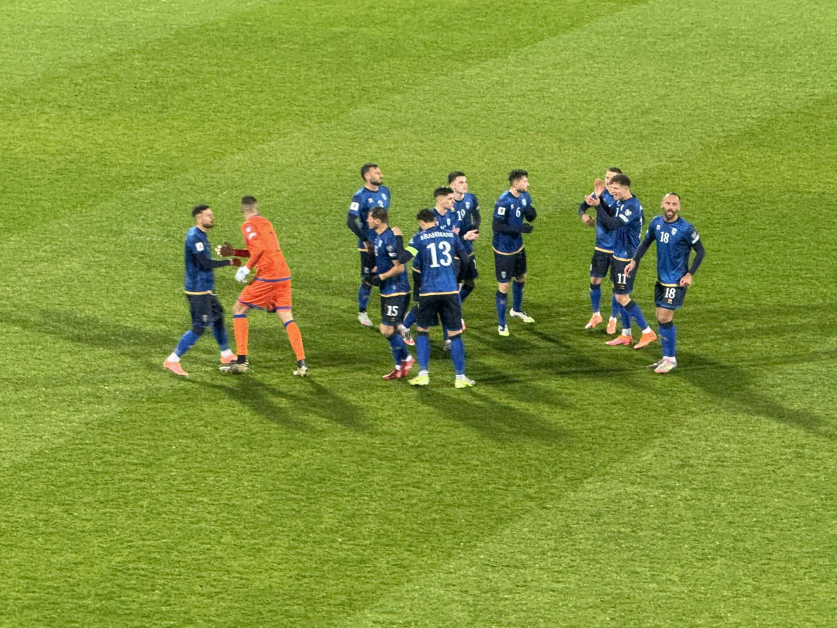 Pa gola në  Fadil Vokrri 