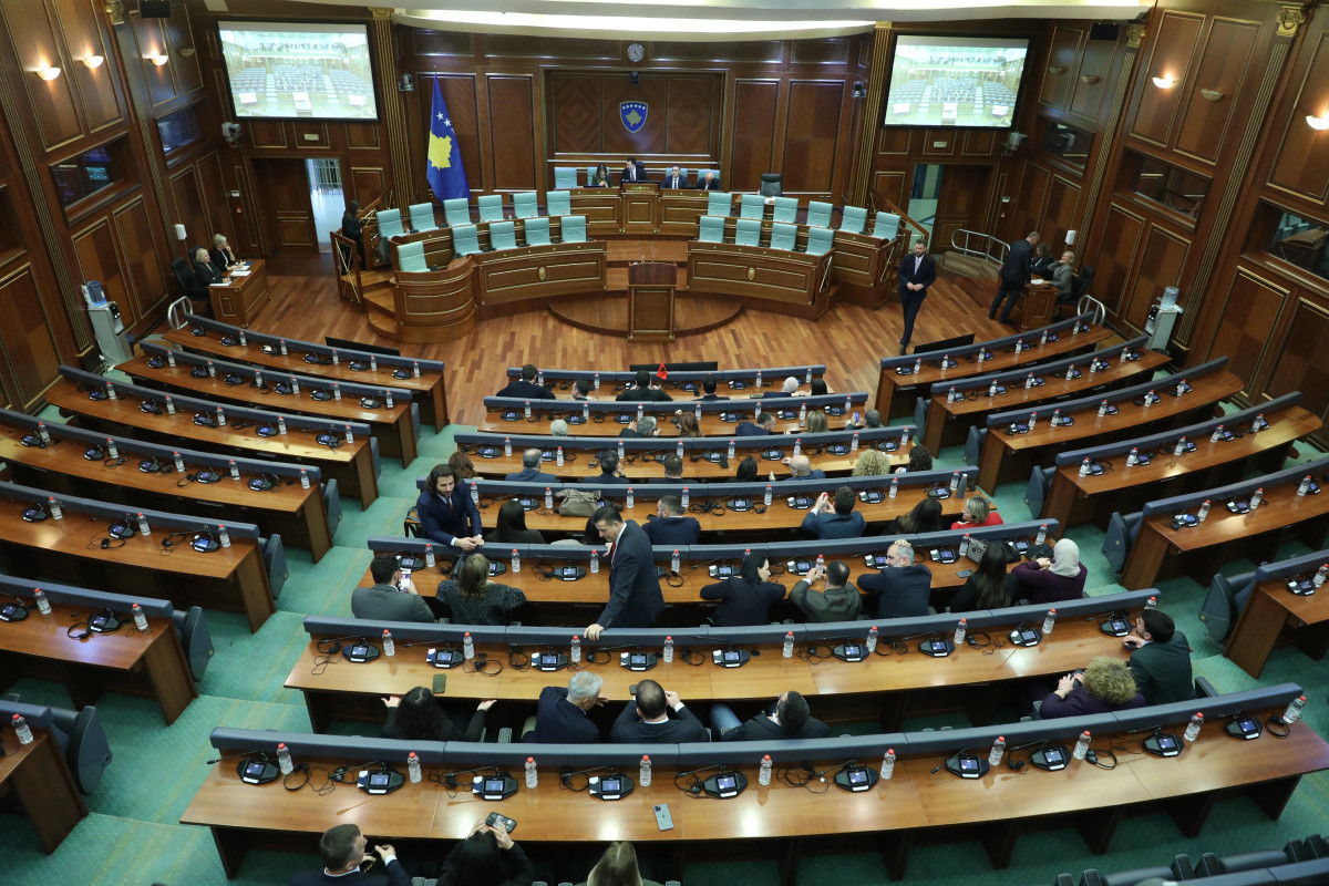 seance-per-buxhetin-ne-kundershtim-me-rendin-kushtetues-thone-pdk-e-ldk