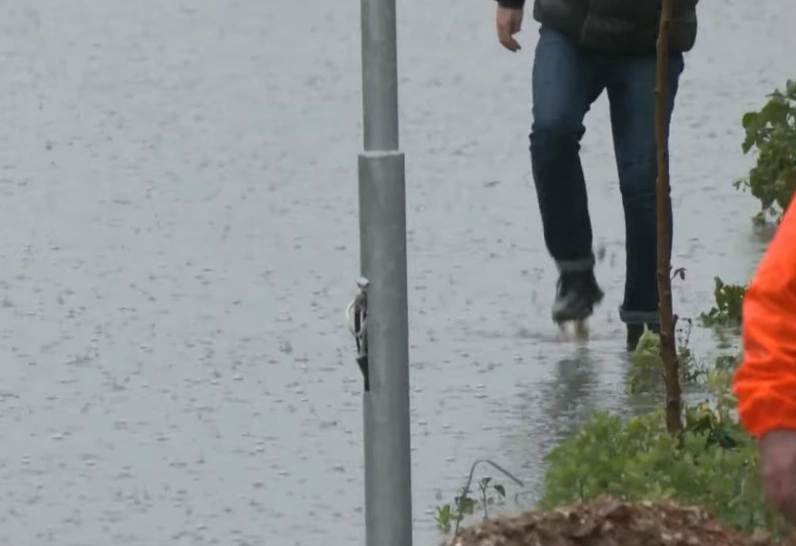 permbytje, prishtine