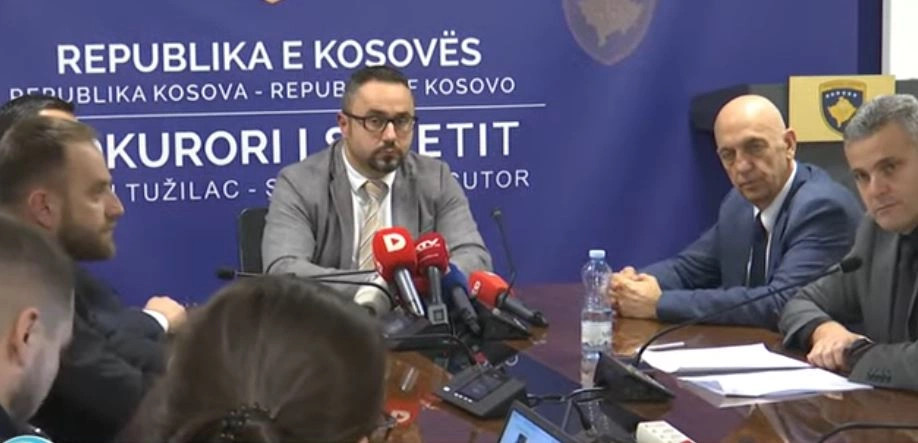 Pesë anëtarët që lëshuan mbledhjen e KPK së  Prapa puçit ndaj Kelmendit qëndron Blerim Isufaj