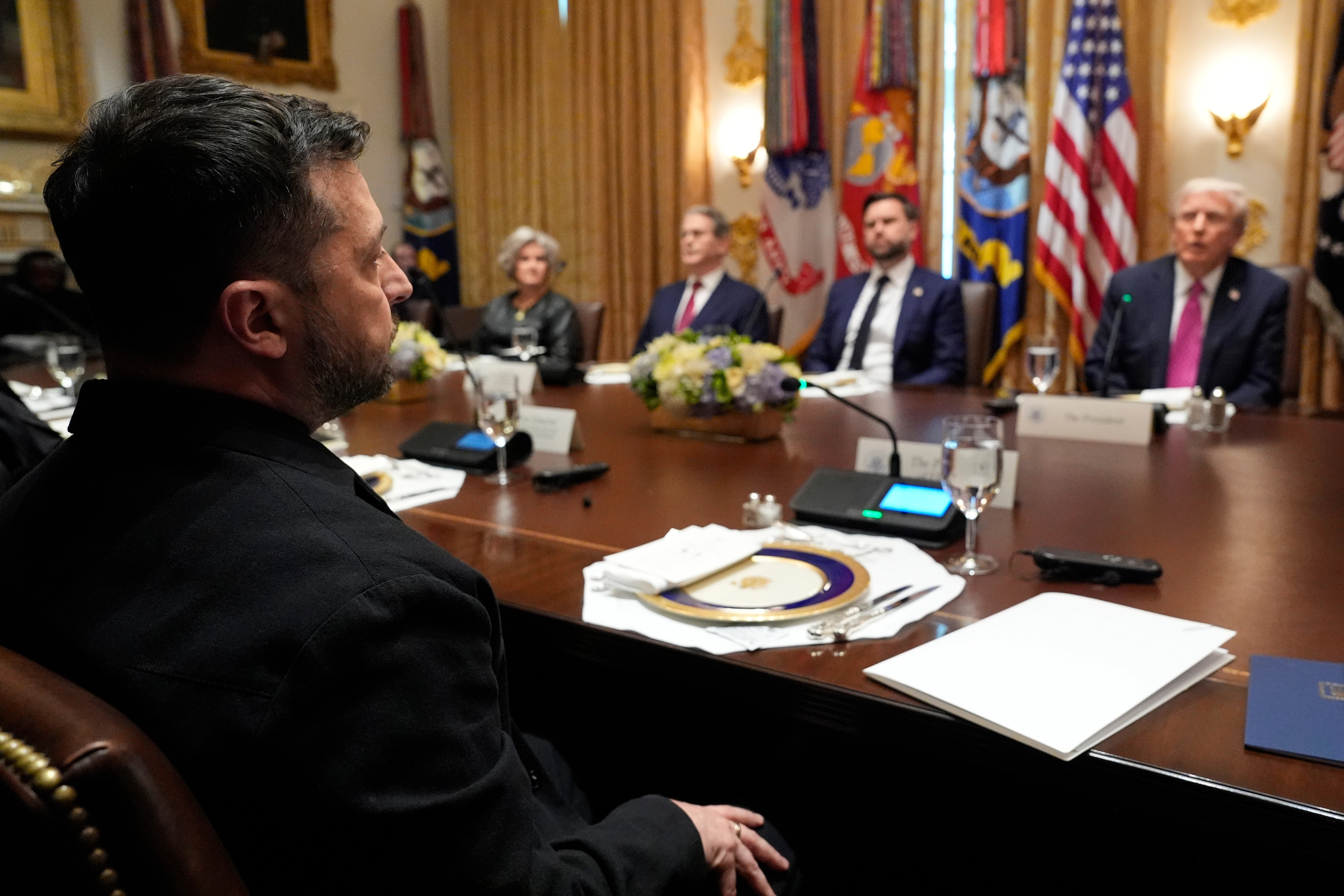 Objavljen načrt Donalda Trumpa za Ukrajino z novimi podrobnostmi in odzivi