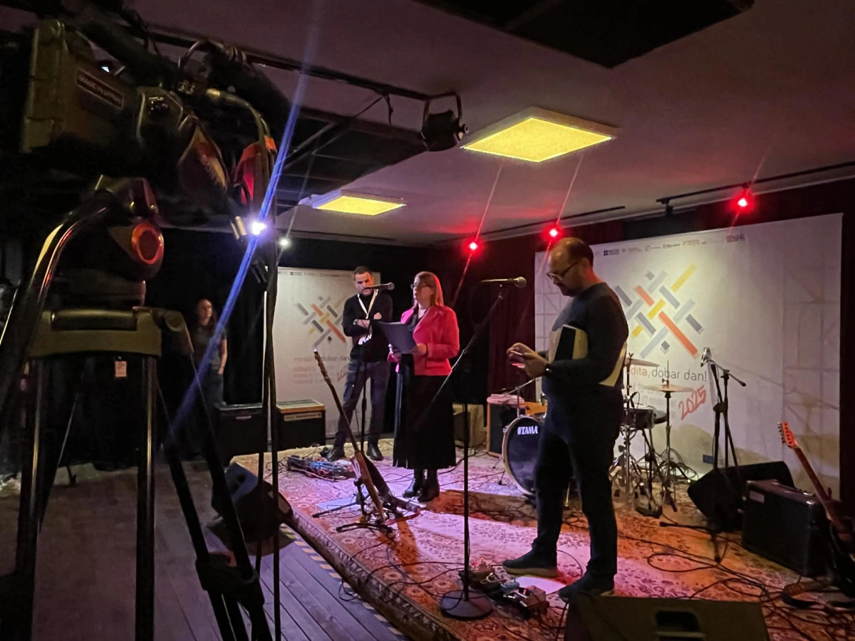  Mirëdita  dobar dan   në Kosovë   kontrasti i Serbisë së thyer nga nacionalizimi