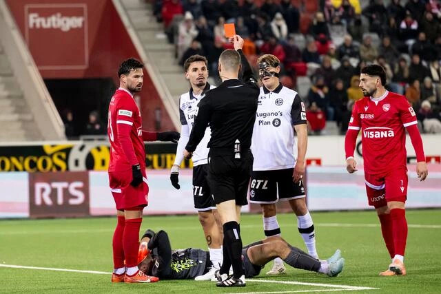 Bislimi ndëshkohet me të kuq në fitoren e Luganos