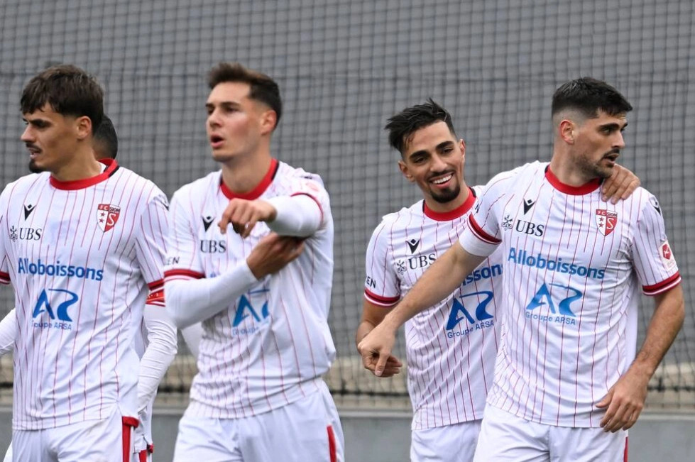 nivokazi-vazhdon-me-gola-ne-zvicer