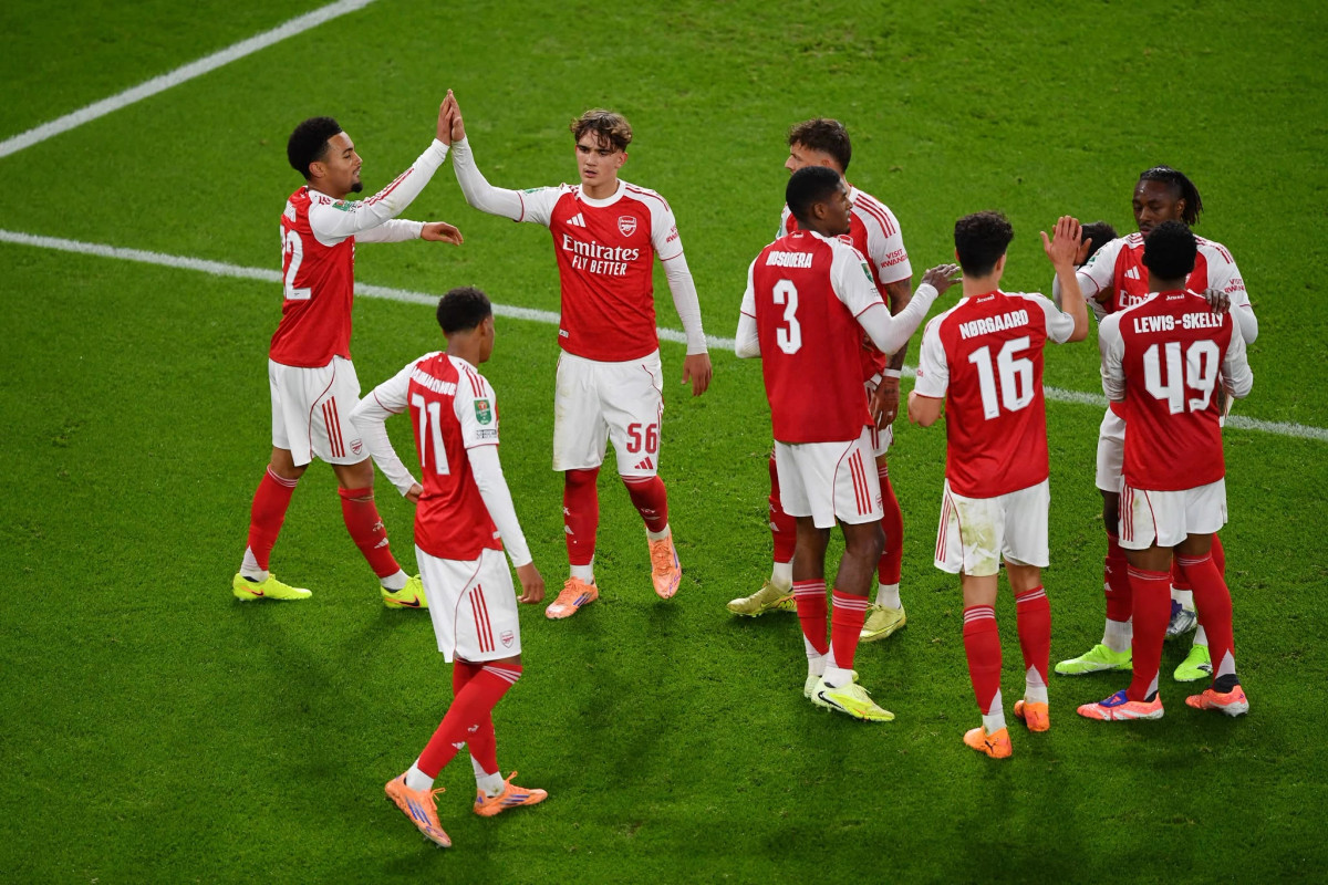 Arsenali me epërsi pas pjesës së parë