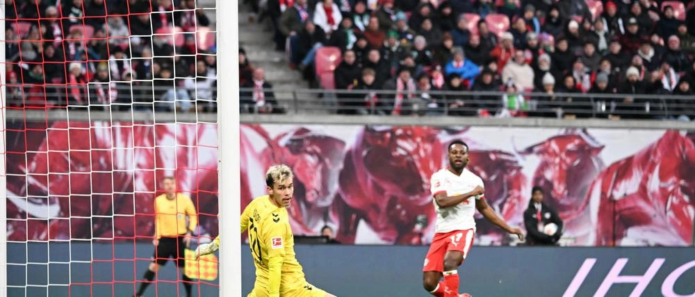 Leipzigu mposht Werder Bremenin, del në vendin e dytë