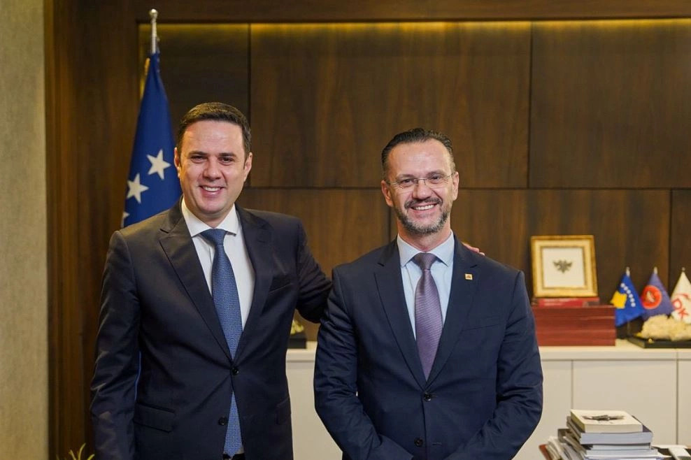 Gëzim Kasapolli bëhet pjesë e LDK së