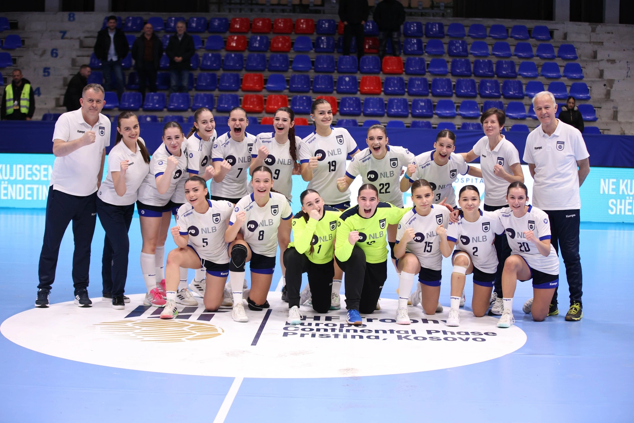 Hendbollistet e grupmoshës U17