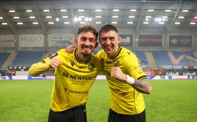 Zeqiri shënon golin e parë në Poloni