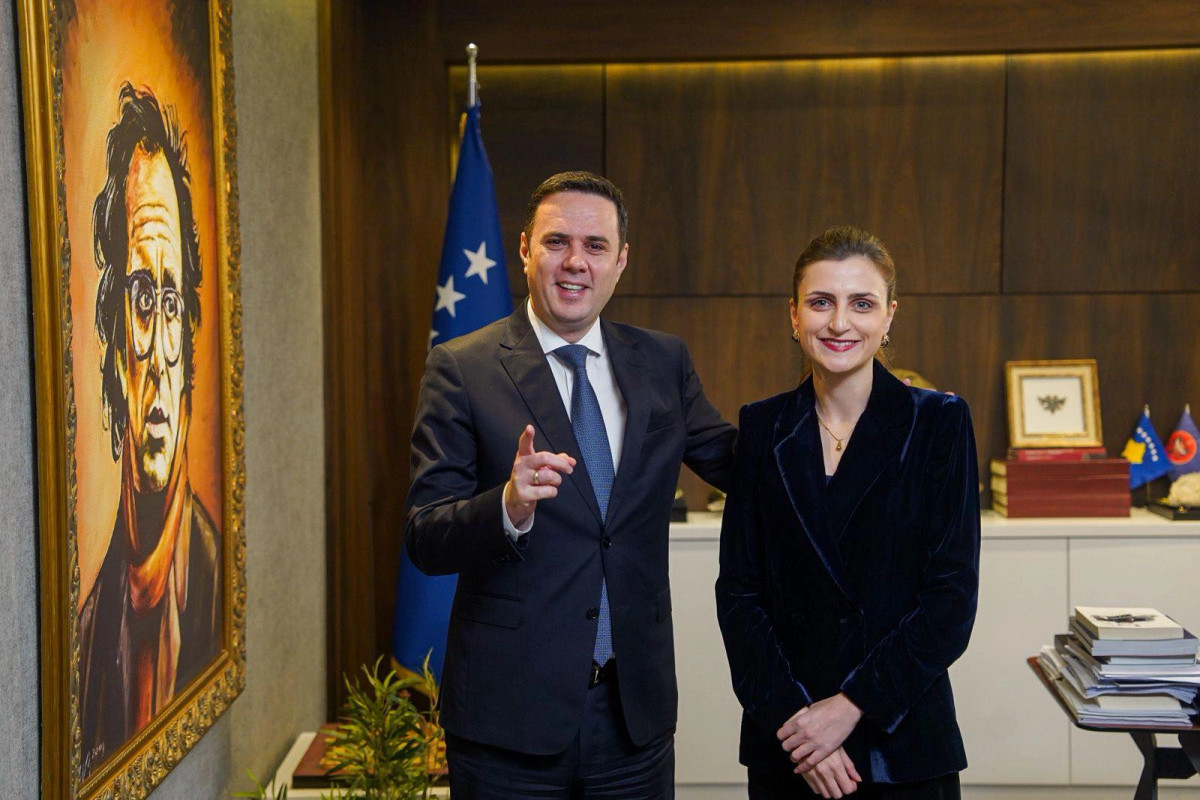 Abdixhiku prezanton Janina Ymerin si kandidate për deputete