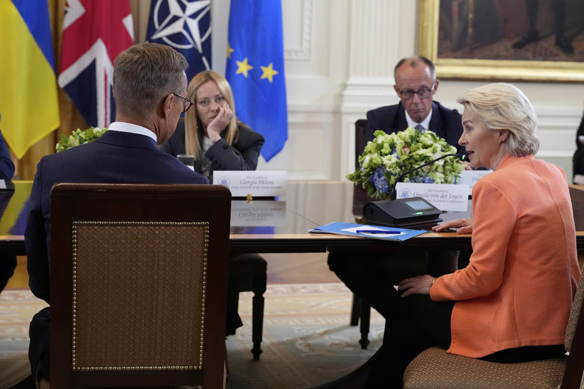 Java kur Evropa e kuptoi se qëndron e vetme kundër ekspansionizmit rus