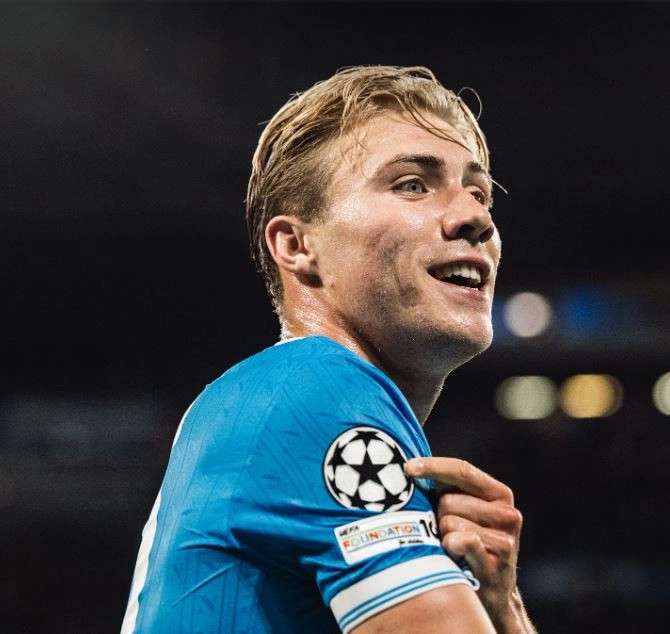 Hojlund ia siguron fitoren Napolit ndaj Sportingut