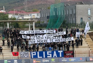 Tifo-grupi “Plisat”
