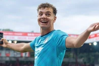 Fisnik Asllani