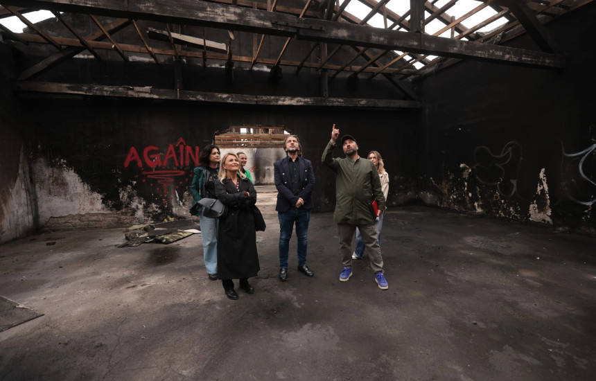 Kryetari Rama është paraqitur në një video me regjisoren Zana Hoxha, teksa ka thënë se janë te “Stacioni i kulturës”, ngjitur me Stacionin e Trenave