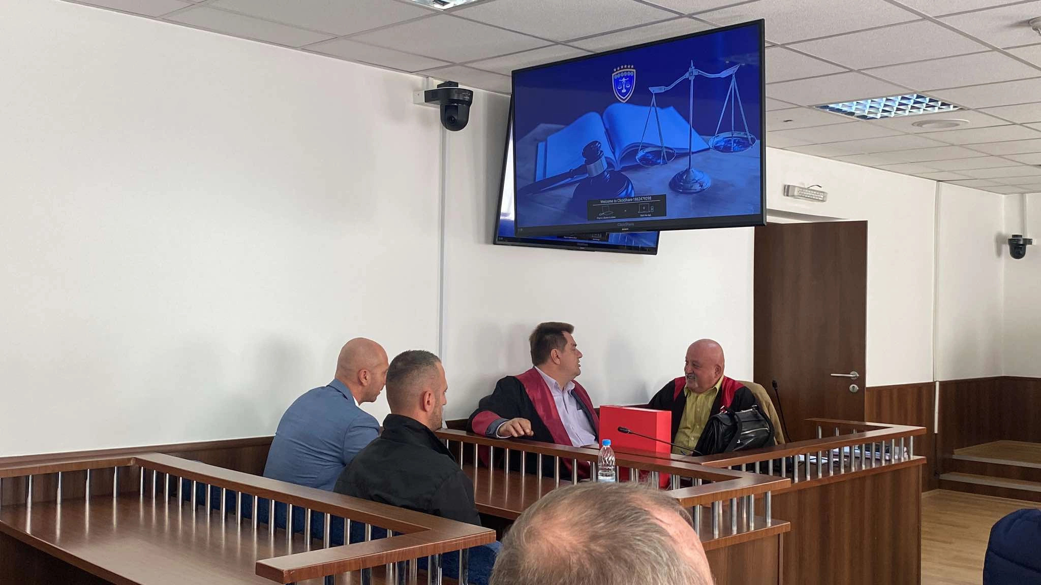 Deputeti Simiq deklarohet i pafajshëm për sulmin ndaj gazetarëve shqiptarë